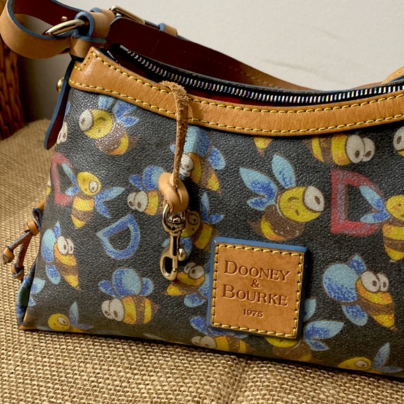 Vintage Dooney & Bourke Purse Bag Bee Canvas Vachetta Leather Small - Picture 5 of 6